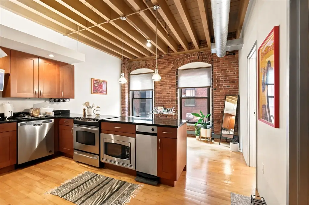 111 Beach St #3B, Boston, MA 02111 - #1