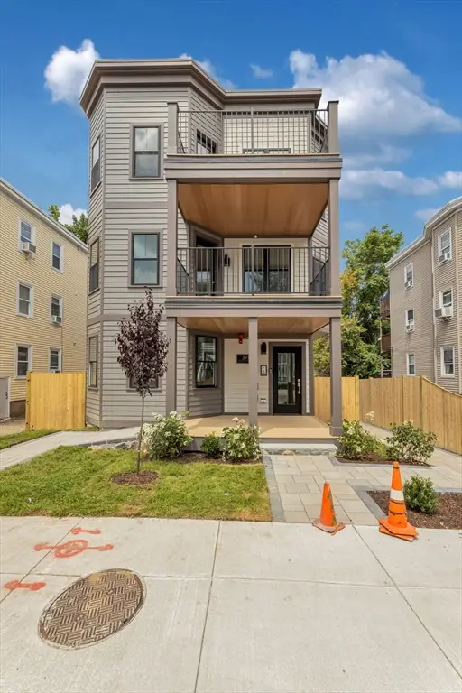 3915 Washington Street, Boston, MA 02131