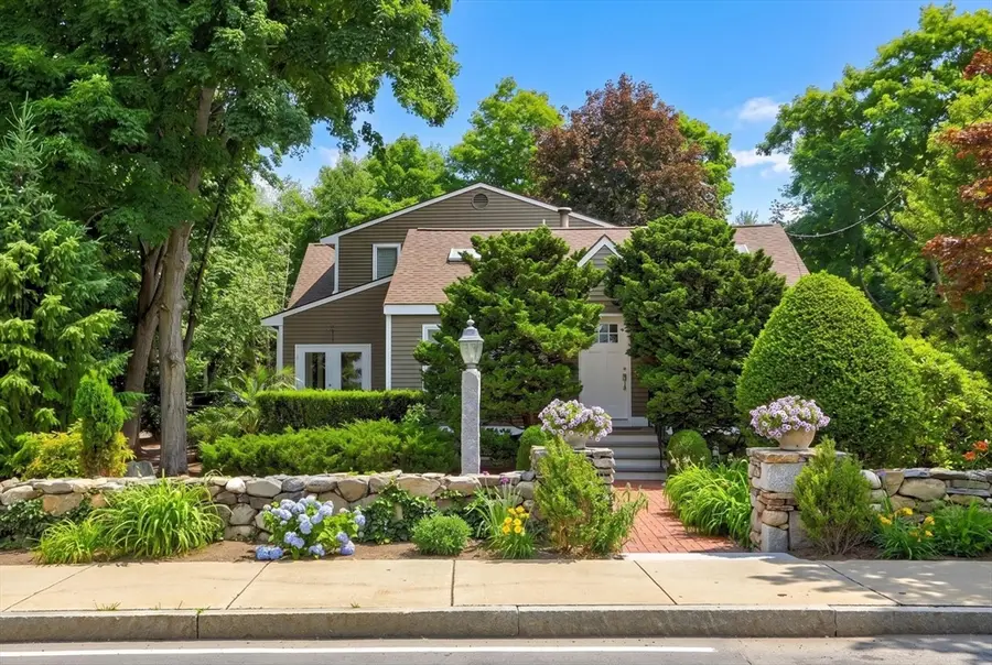 129 Pearl Street, Burlington, MA 01803 - #2