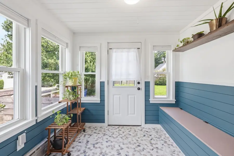 9 Munroe St, Haverhill, MA 01830 - #2
