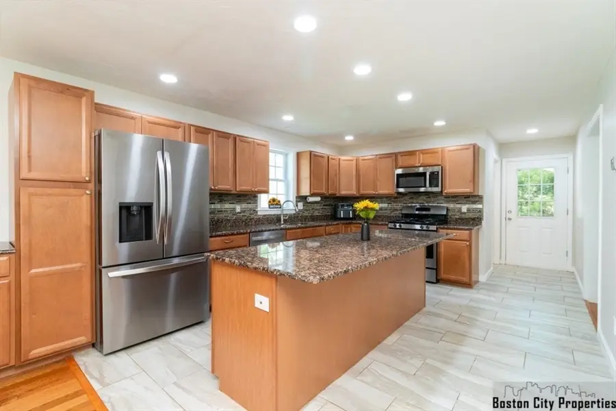 264 Charge Pond Rd, Wareham, MA 02571 - #3