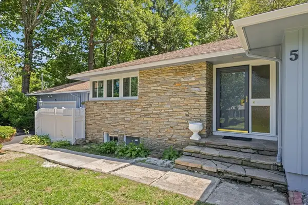 5 Woodland Drive, Paxton, MA 01612