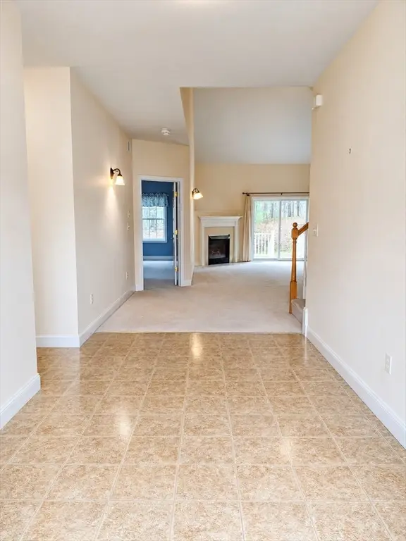 30 Steinbeck Street, Tyngsborough, MA 01879 - #3