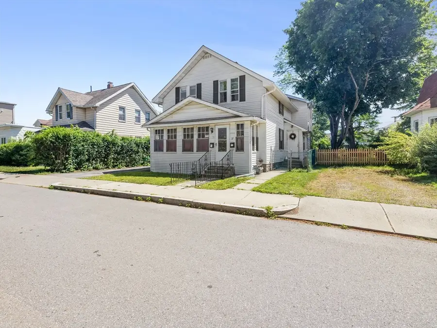 17 Tampa St, Worcester, MA 01604 - #3