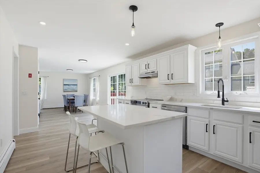 43 Watkins St, Gardner, MA 01440 - #3