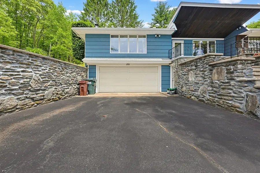 251 Millbury St, Auburn, MA 01501 - #2