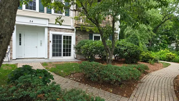 24 Forge Pond #B, Canton, MA 02021