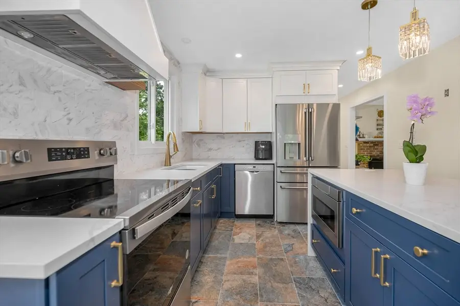 769 Grafton St, Shrewsbury, MA 01545 - #2