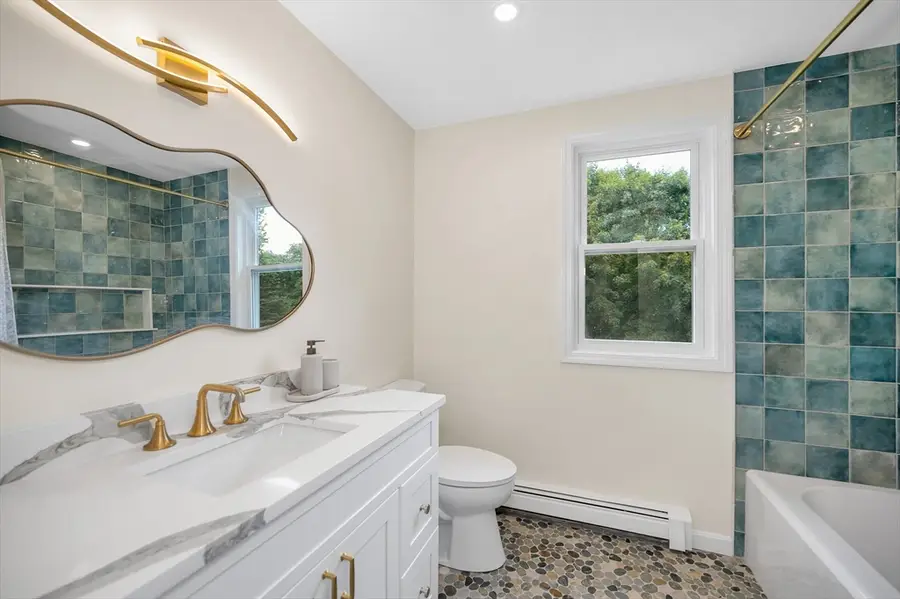 769 Grafton St, Shrewsbury, MA 01545 - #3