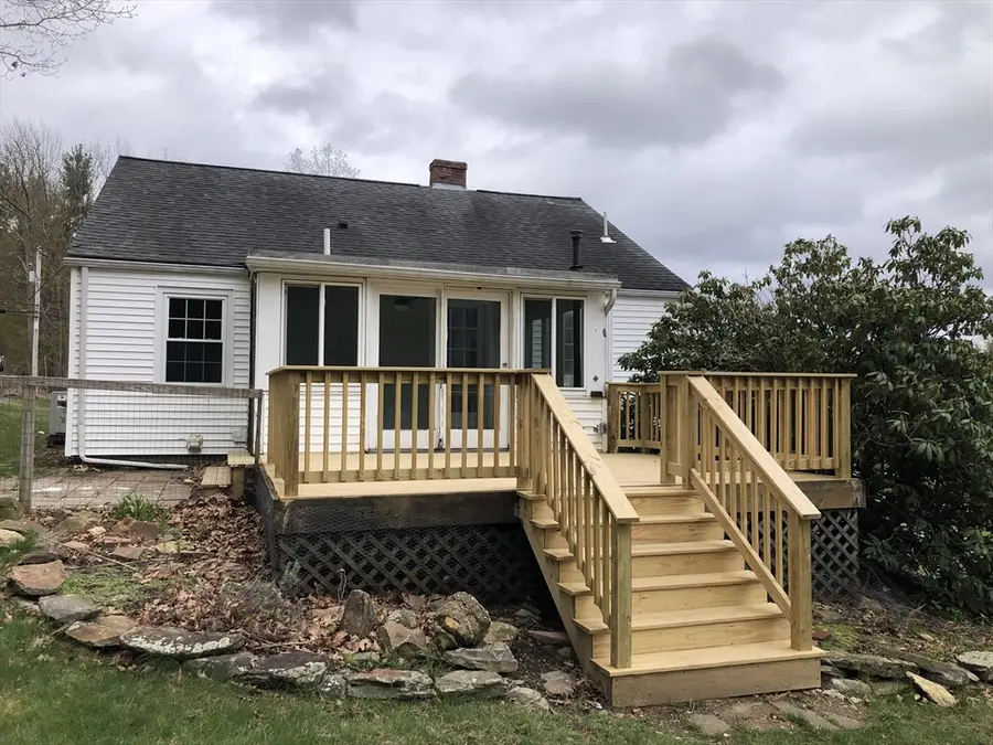 132 Main St, Rutland, MA 01543 - #3