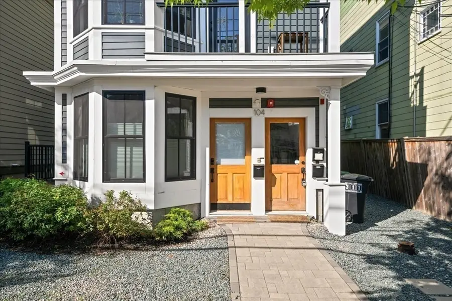 104 Beacon St #2, Somerville, MA 02143 - #3