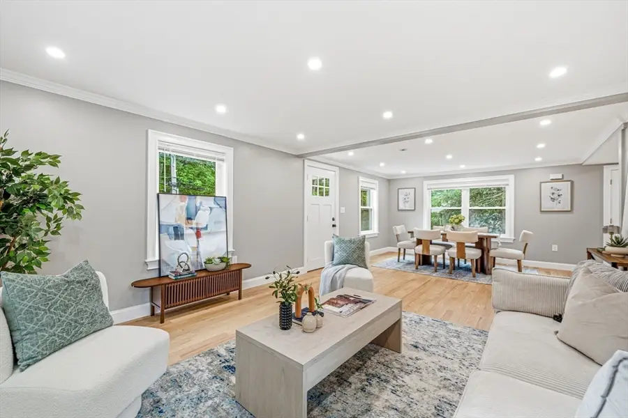 63 Russell Rd, Wellesley, MA 02482 - #3