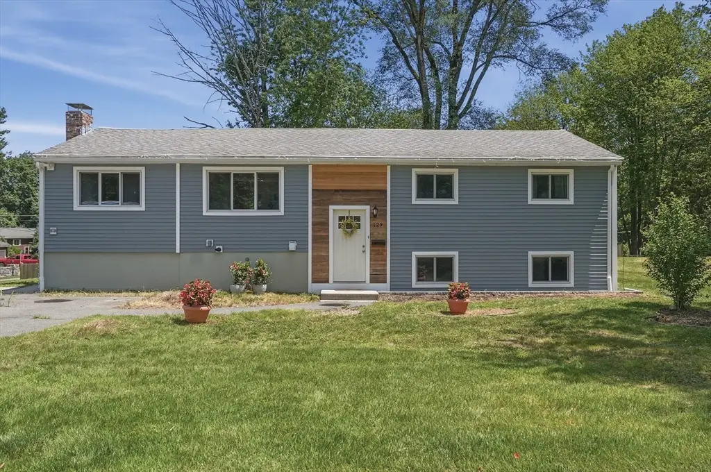 129 Marked Tree Road, Holliston, MA 01746 - #1