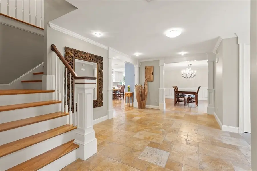 48 Castle Dr, Sharon, MA 02067 - #3