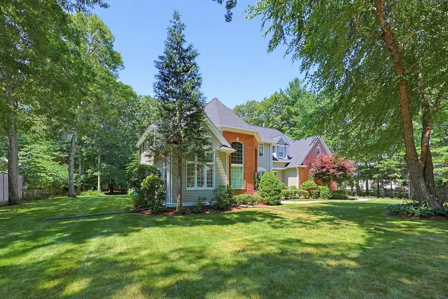 64 Deerview Way, Franklin, MA 02038 - #3