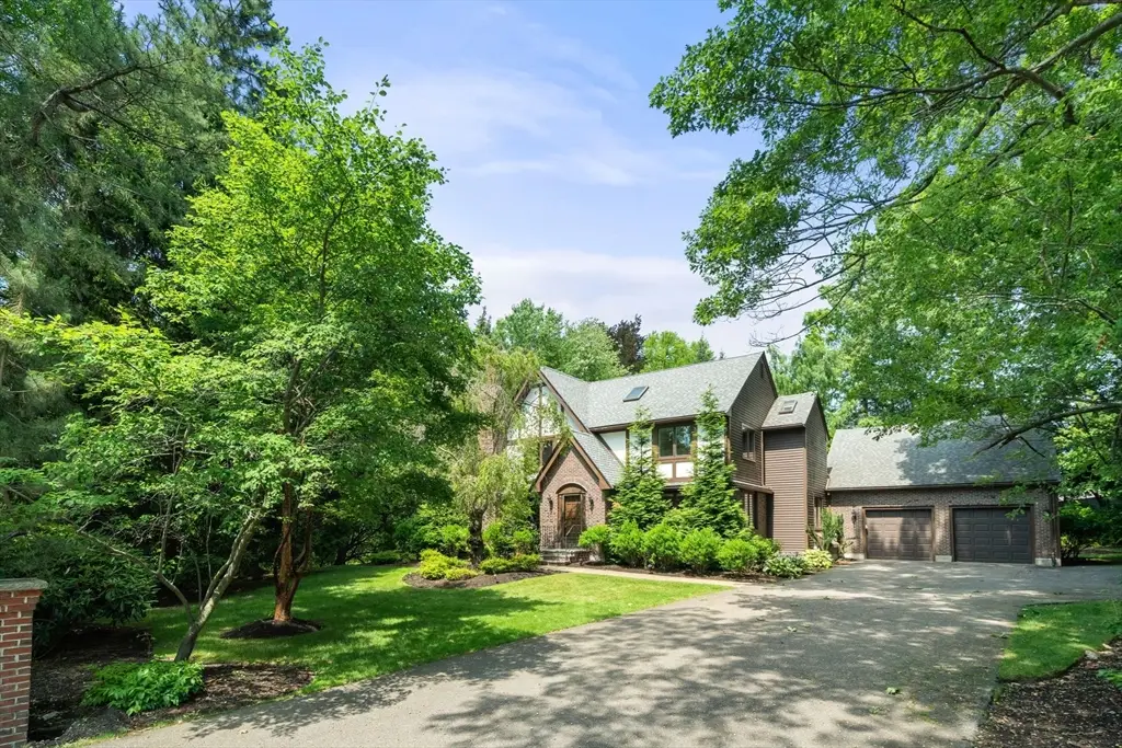 75 Hammond Pond Parkway, Chestnut Hill, MA 02467 - #1
