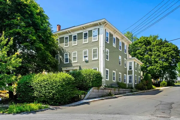 52 Summer St #5, Haverhill, MA 01830