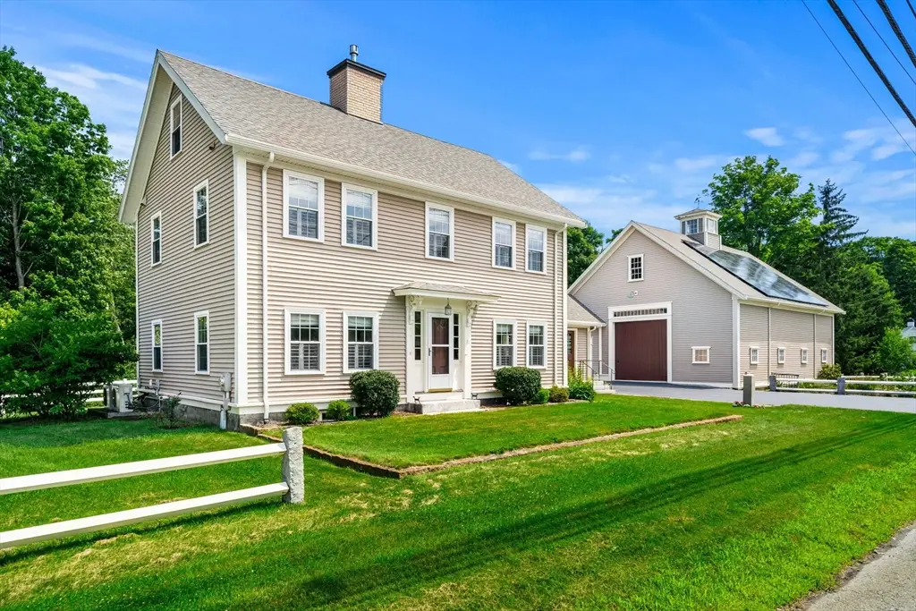 11 Maple Rd, Chelmsford, MA 01824 - #1