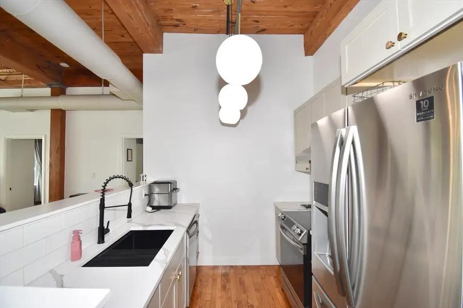 385 Worthington Street #2F, Springfield, MA 01103 - #3
