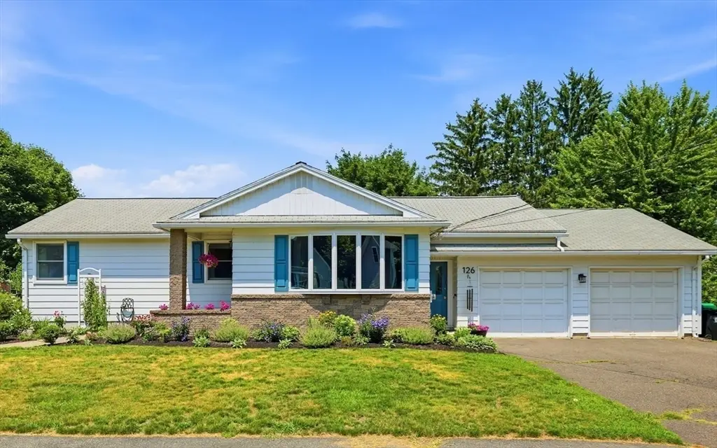 126 Edward St, Chicopee, MA 01020 - #1