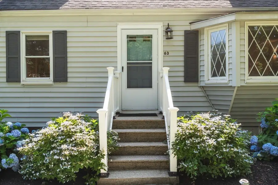 63 Conlyn Ave, Franklin, MA 02038 - #3