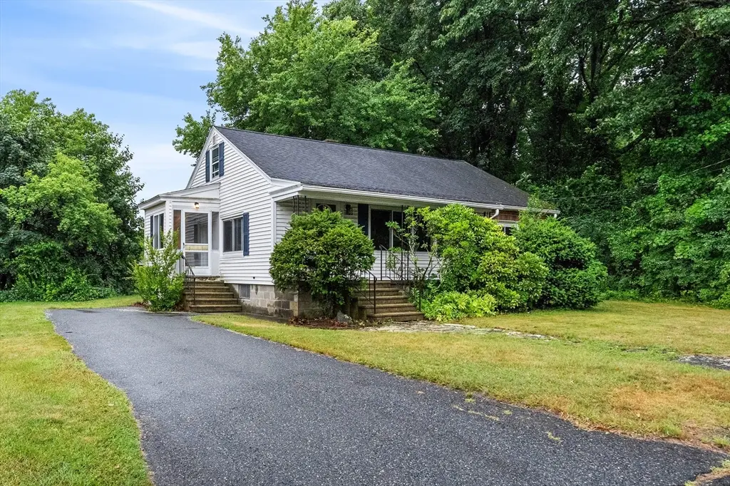31 Conway St, Worcester, MA 01607 - #1