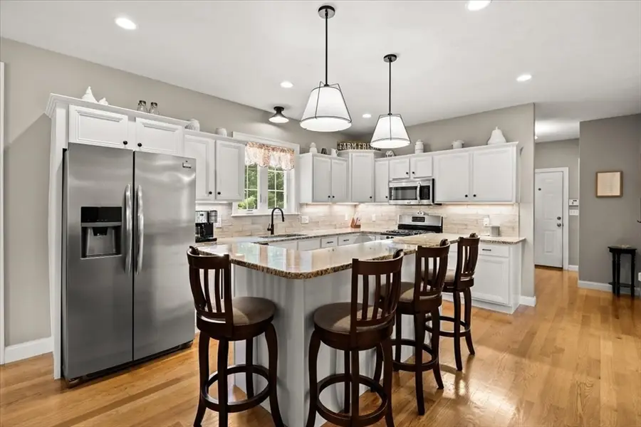 45 White Pines Rd, Bridgewater, MA 02324 - #3