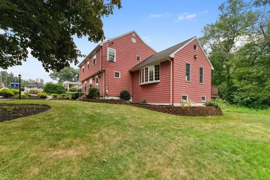 8 Indian Lane, Wakefield, MA 01880 - #2