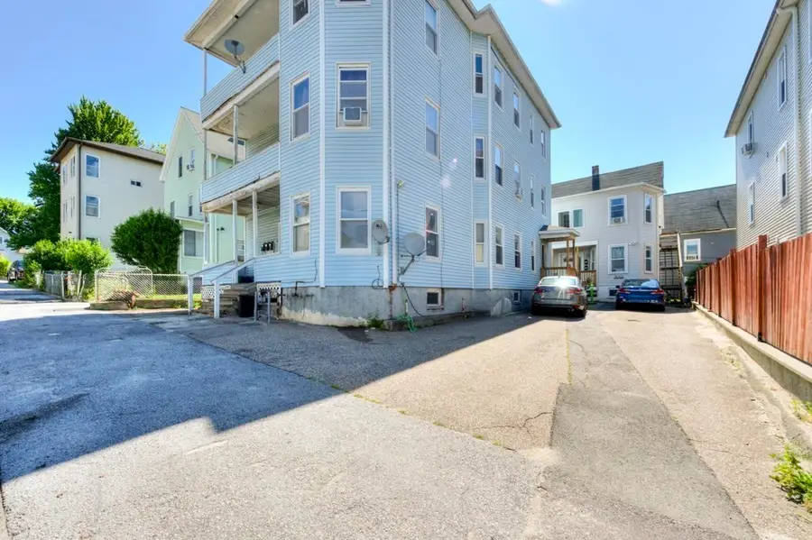 71 Esther St, Worcester, MA 01607 - #2
