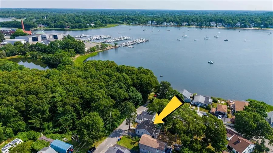6 Pinehurst Dr, Wareham, MA 02571 - #3