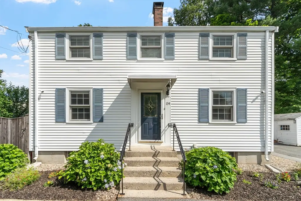 134 Bedford St, Burlington, MA 01803 - #1