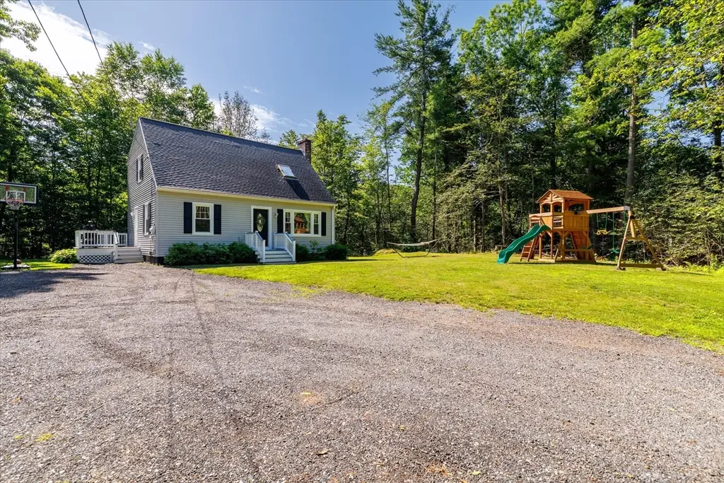 44 Underwood Rd, Hubbardston, MA 01452 - #1