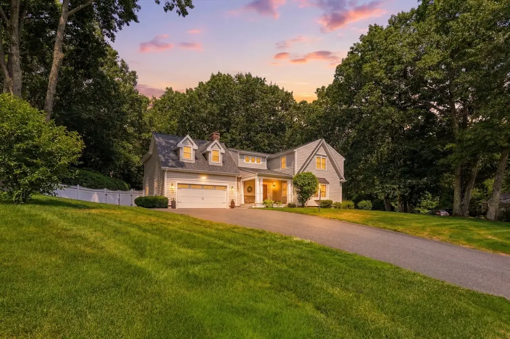 51 Mohawk Drive, Longmeadow, MA 01106 - #1