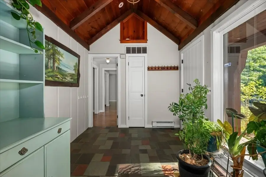 39 Westview Ter, Easthampton, MA 01027 - #2