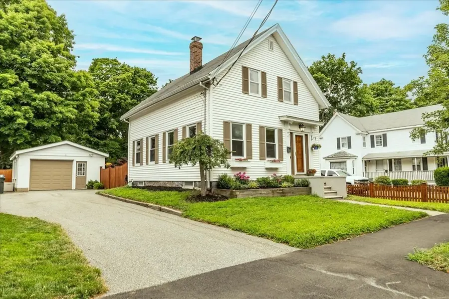 27 Chestnut Street, Danvers, MA 01923 - #2