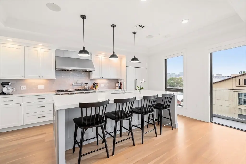377 W 1st St #3, Boston, MA 02127 - #1