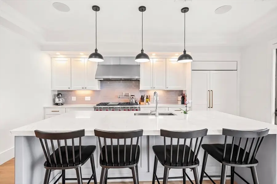 377 W 1st St #3, Boston, MA 02127 - #3