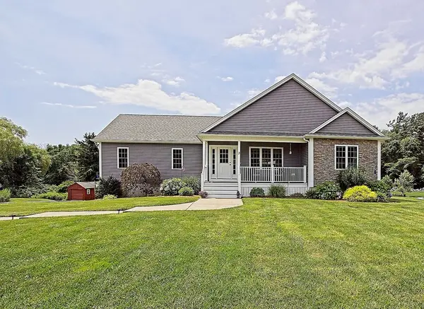 3 Blacksmith Drive, Acushnet, MA 02743