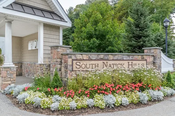 13 Morgan Dr #307, Natick, MA 01760