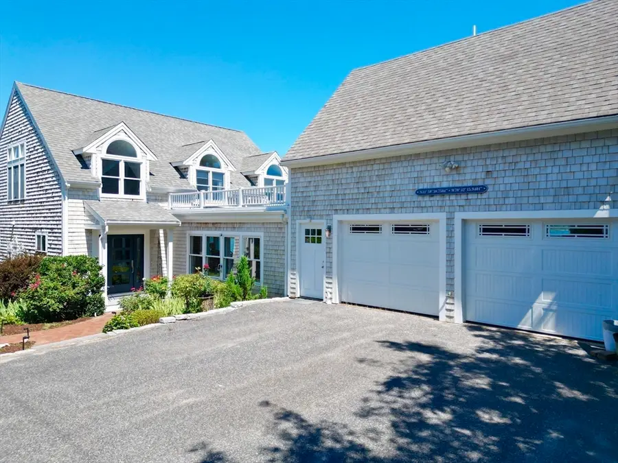 12 Shore Dr, Kingston, MA 02364 - #3