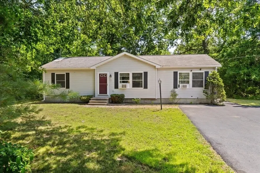 418 Webster St, Hanover, MA 02339 - #2