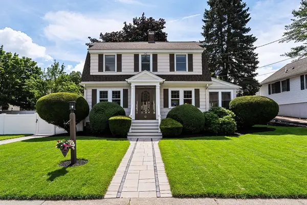 12 Sunset Rd, Stoneham, MA 02180