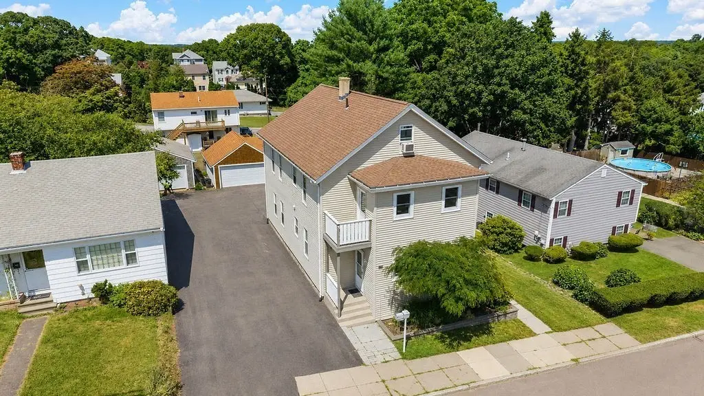 74 California St, Fall River, MA 02723 - #1