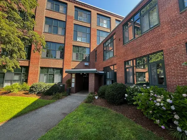 150 Rumford Avenue #418, Mansfield, MA 02048