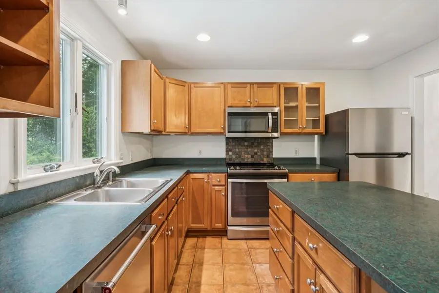 26 Foster Street, Mattapoisett, MA 02739 - #3
