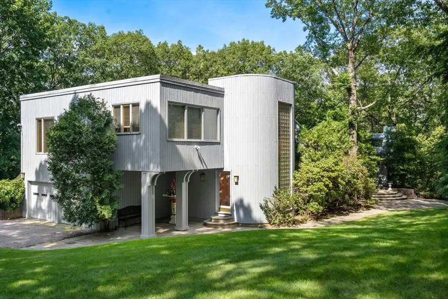 108 Codman Rd, Brookline, MA 02445 - #2