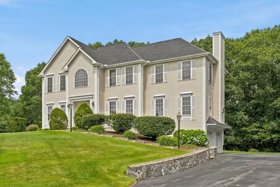 247 Webster Woods Ln, North Andover, MA 01845 - #2