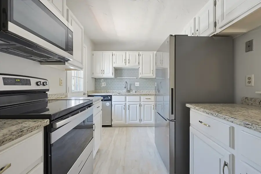 425 Main Street #9D, Hudson, MA 01749 - #3
