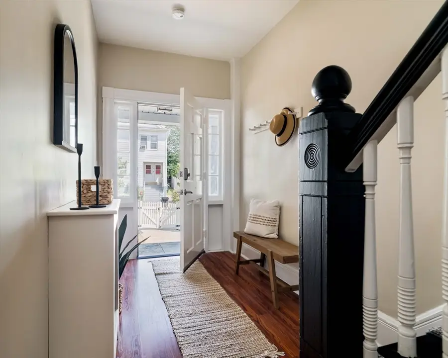 33 Howard #2, Watertown, MA 02472 - #3