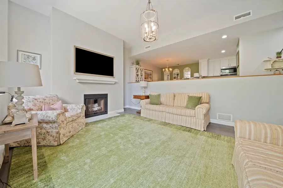 100 Parks St #18, Duxbury, MA 02332 - #2